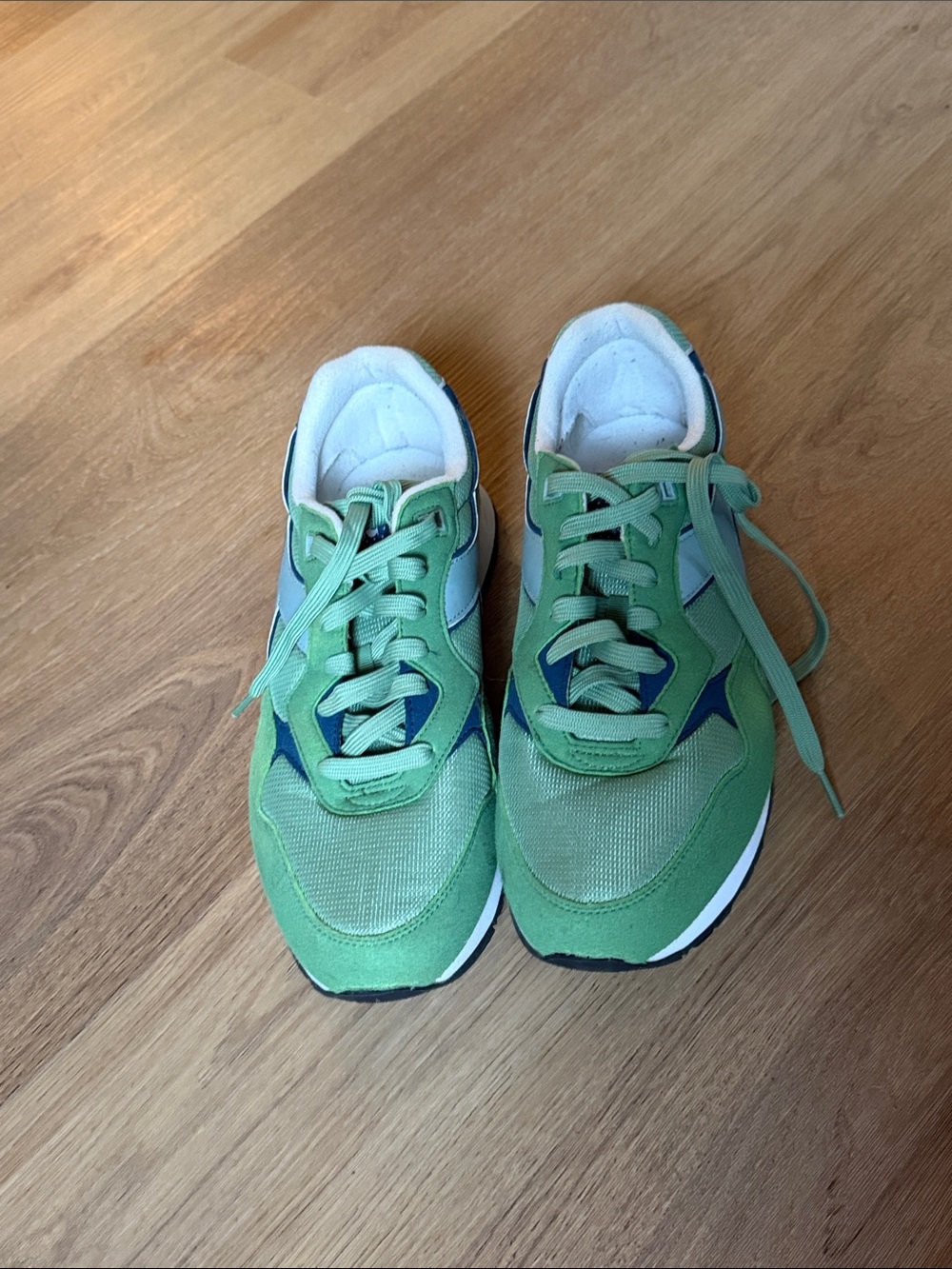 Diadora Green and Navy Retro Runner Sneakers
